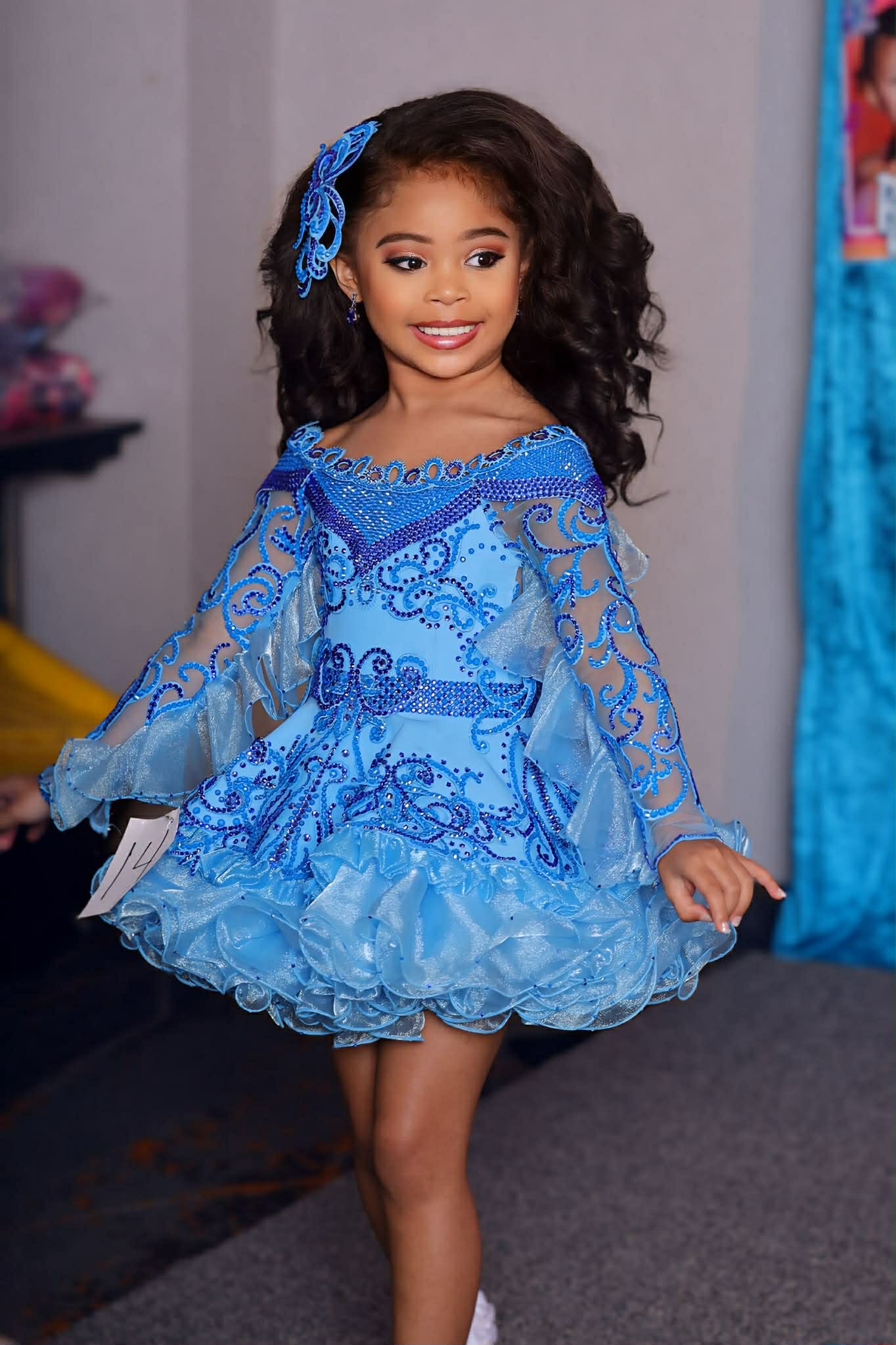 4/6 Bombshell Sapphire by Cinderella Fashions