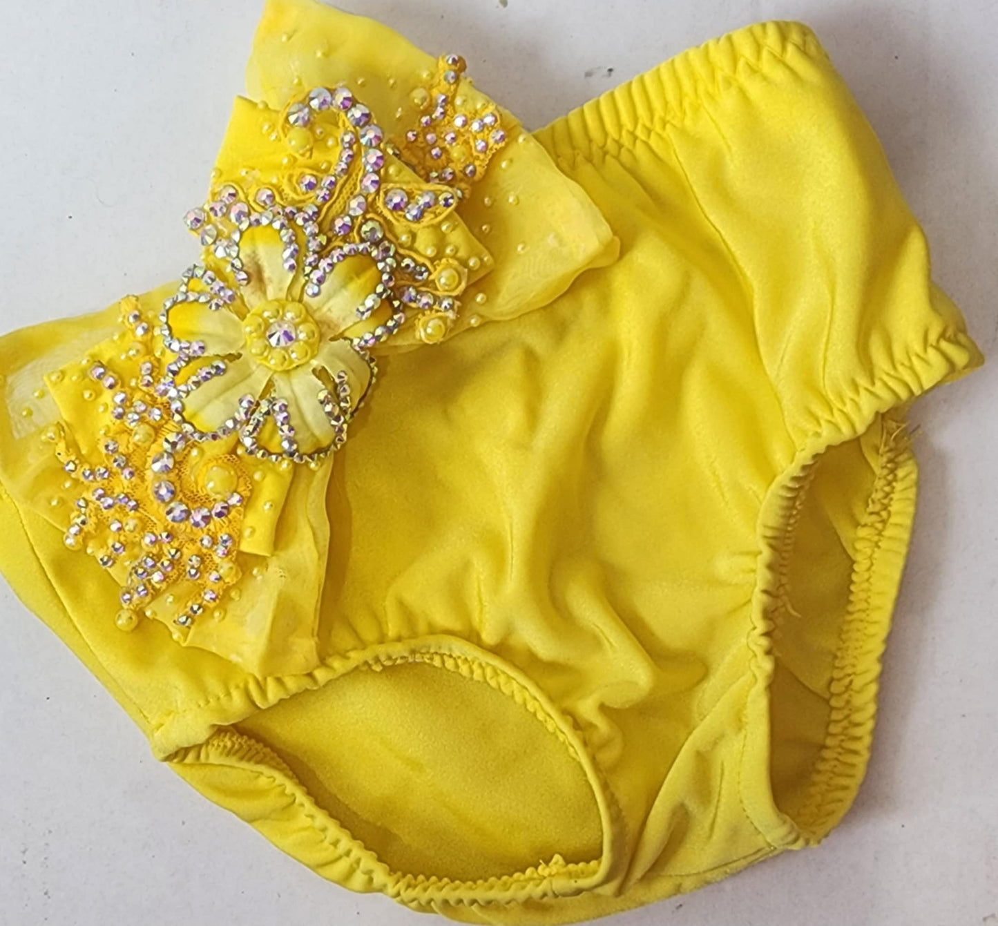 18/3 - Yellow Babydoll Glitz