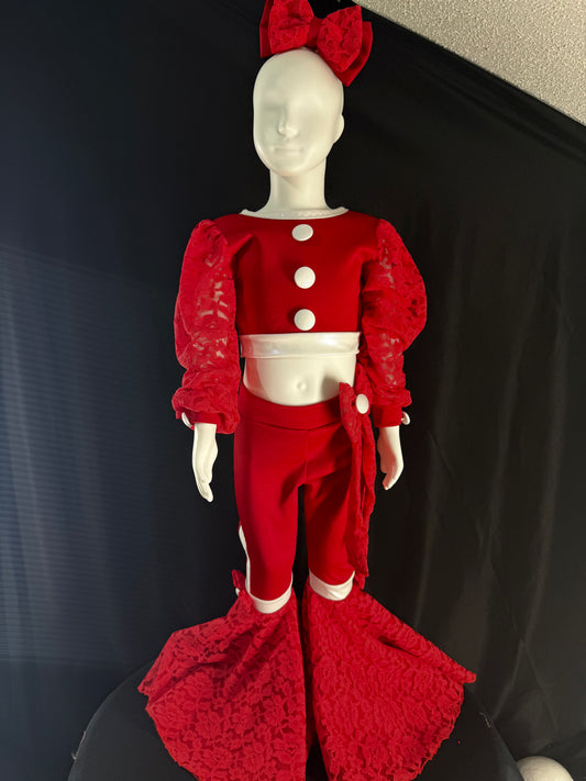 3/4-5/8 Red Roses Ms. Ellz Casual Wear