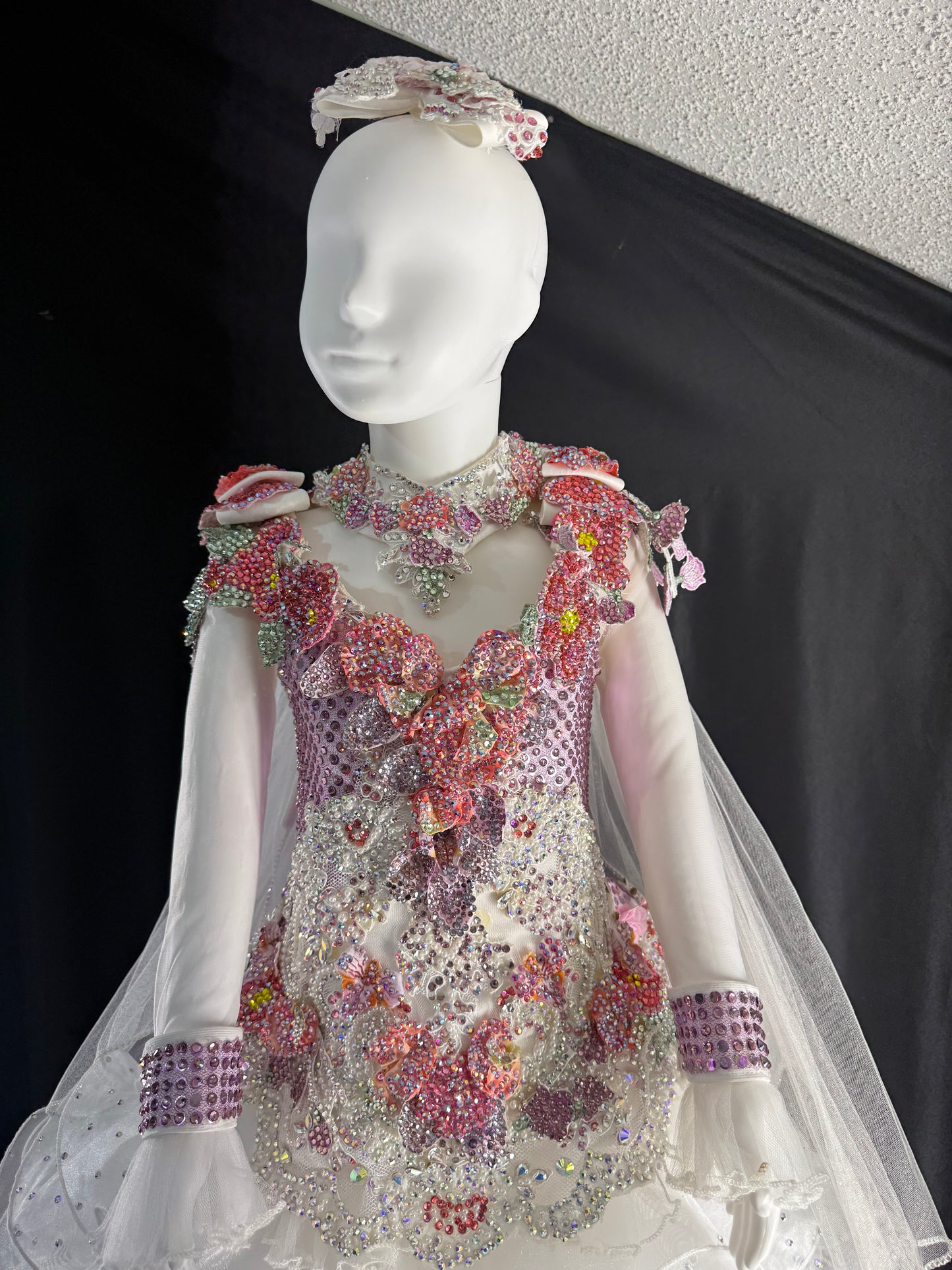 4/6-5/7 Glamour Girl Toni O Mega Glitz