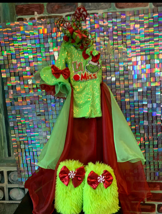 3/5 Grinch by Parisian Bridal