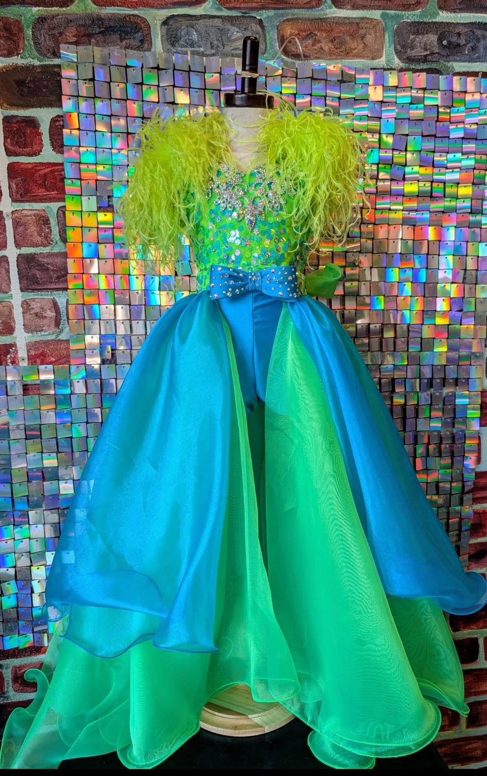 2/4 Parisian FF in Neon Green and Blue Sparkling Sisters Pageant Rentals 2/4 Parisian FF in Neon Green and Blue Sparkling Sisters Pageant Rentals
