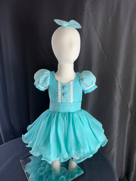 12/2 Robin Egg Natural in beautiful Turquoise