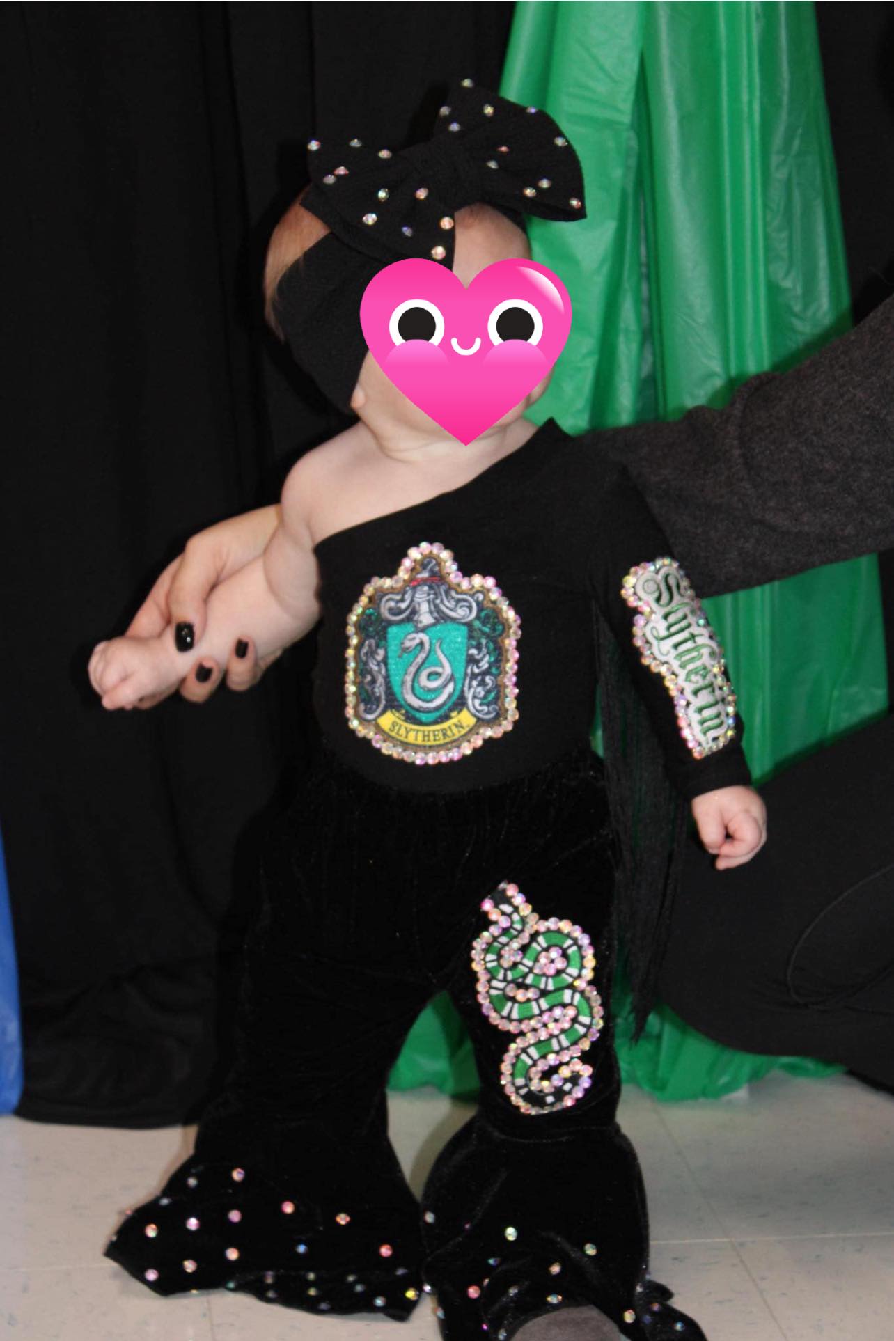 *0-6 Months - Slytherin OOC in Black and Silver