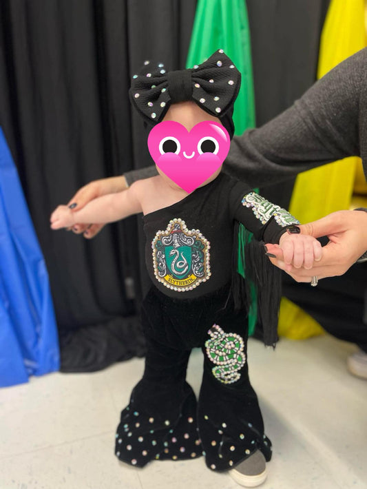 *0-6 Months - Slytherin OOC in Black and Silver