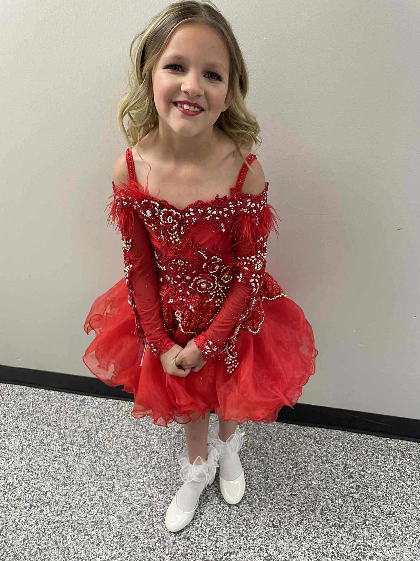 6/8 Glitzy Belle High Glitz Vivid Red