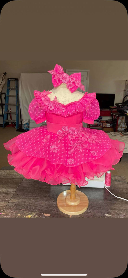 18/3 Hot Pink Natural/Casual Combo by Valerie Cyrus