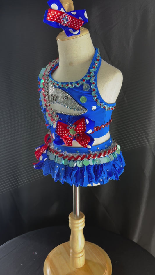 12/2 Slim 3 Shuggy Shark swim