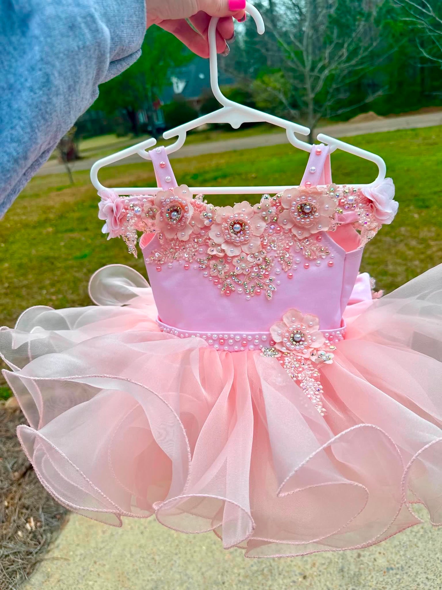 12/18 Month Blushing Petals By Royalty Designs