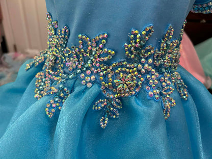 2/4 Seaside Escape Cris Carpenter