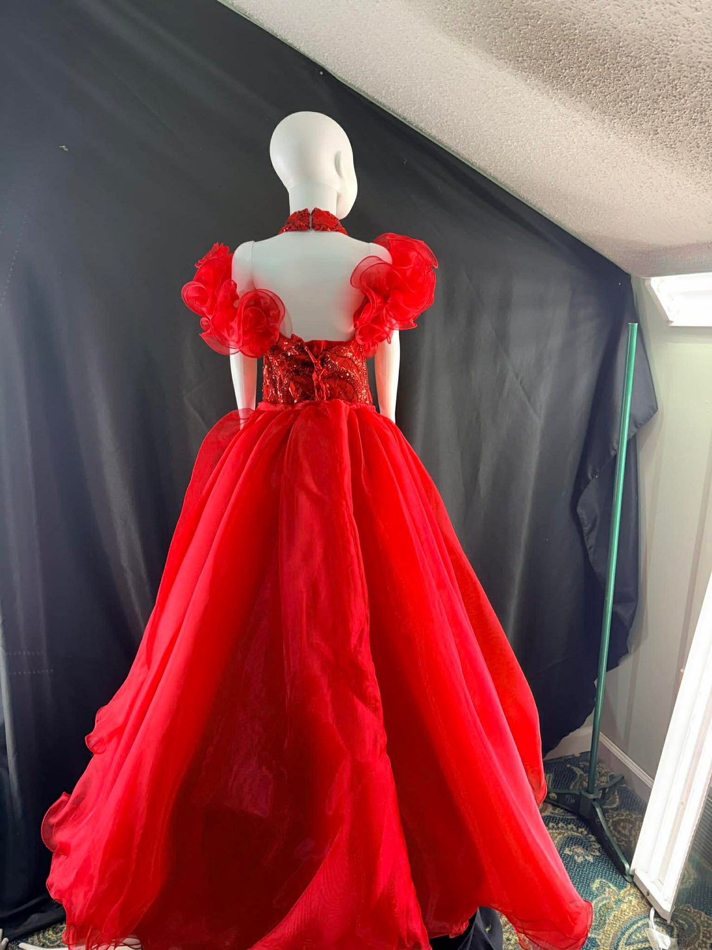 4/6 Red Hot FF by Parisian Bridal
