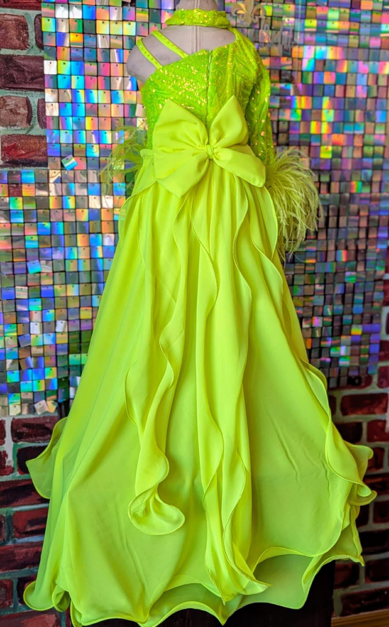 4/6 Neon Fun Fashion by Parisian Bridal