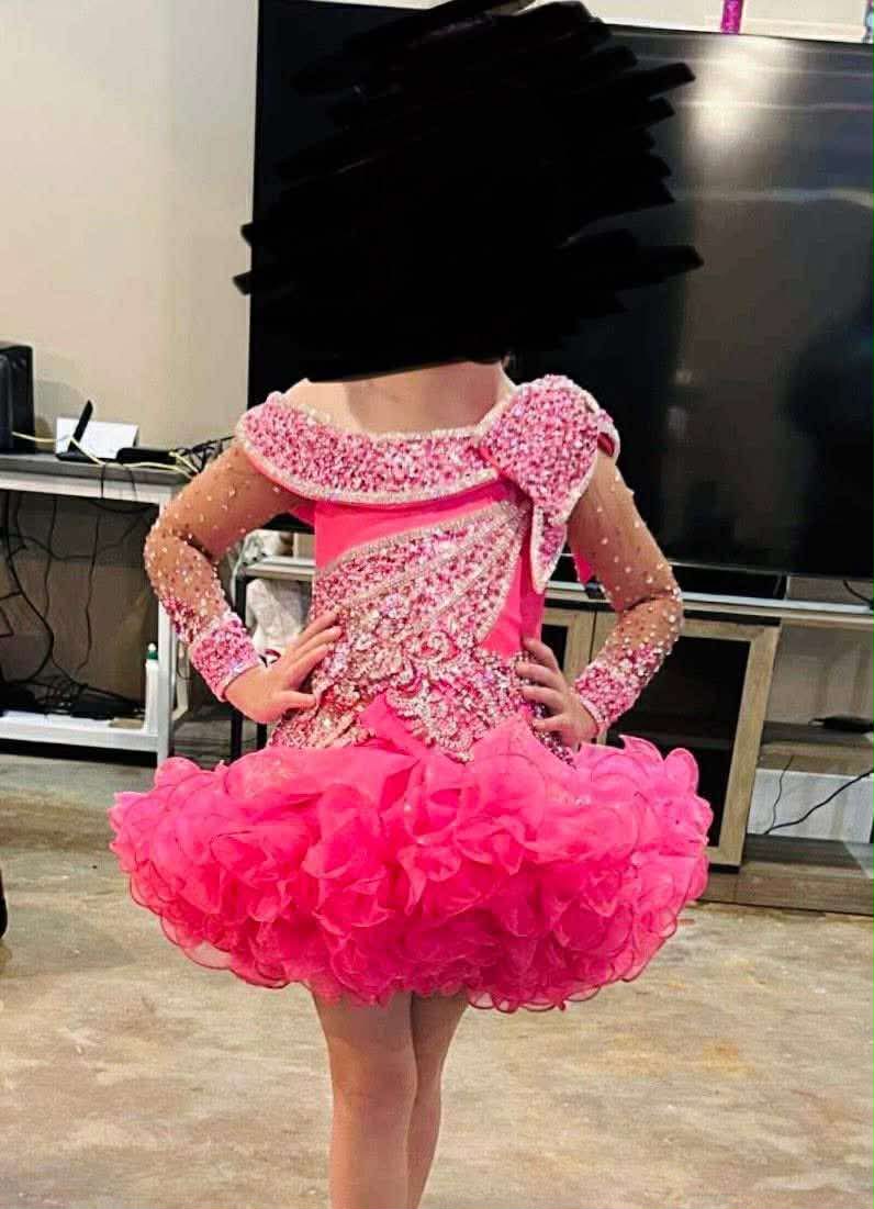 4/6 Pink Firecracker by Connie Hobson