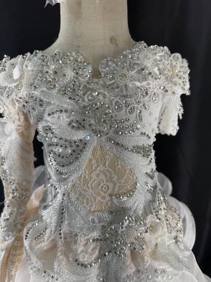 3/5 High Glitz Sandra Parker