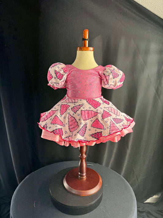 18/3 Pink Christmas Tree OOC