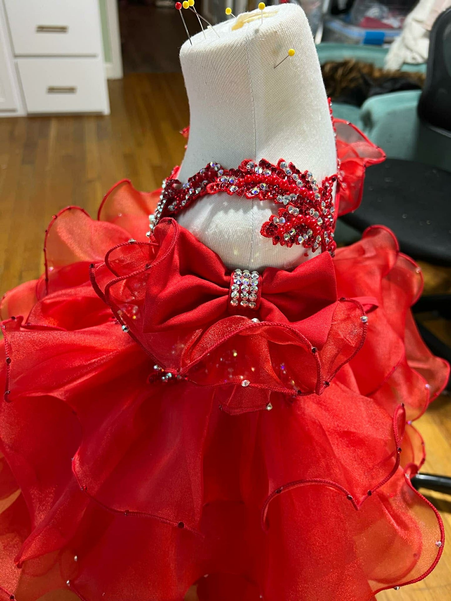 18/3 Red Hot Royalty by Sandra Parker