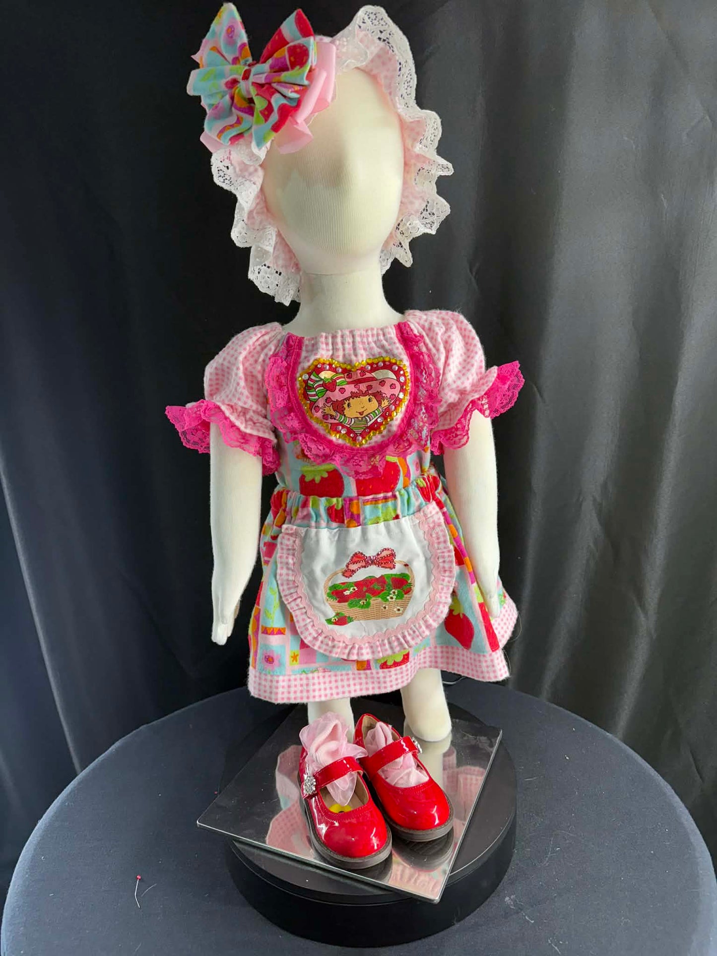 *6/18 month Strawberry Shortcake OOC