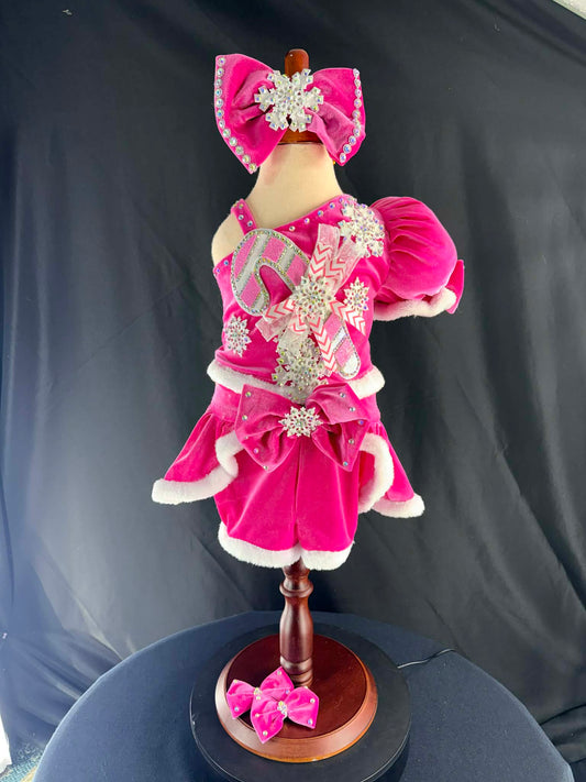 18/3-2/4 Christmas Winter Wear by JMM