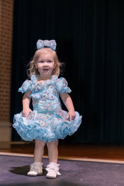 12/2-18/3 Mega Gltz Turquoise Shuggy