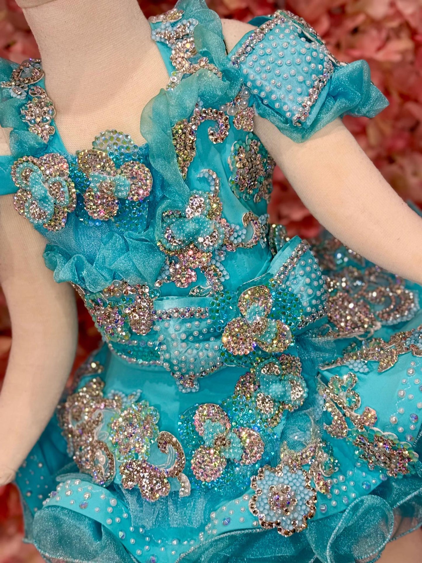 12/2-18/3 Mega Gltz Turquoise Shuggy