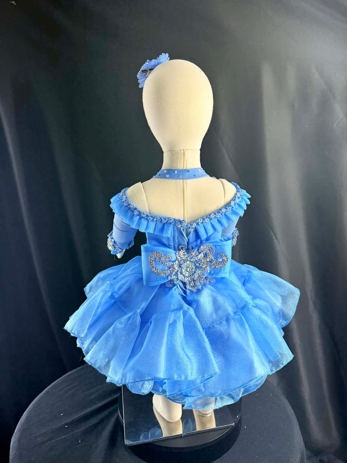 12/2 Blue Heavens by Connie