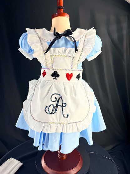 4/5 Alice In Wonderland OOC