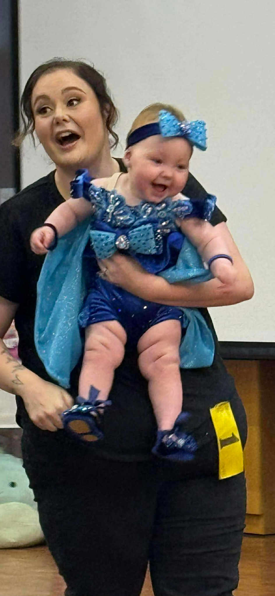 6/18 Month Tiny Royal Blue FF