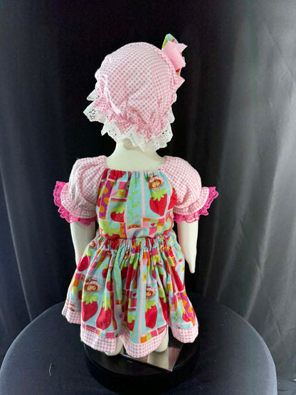 *6/18 month Strawberry Shortcake OOC