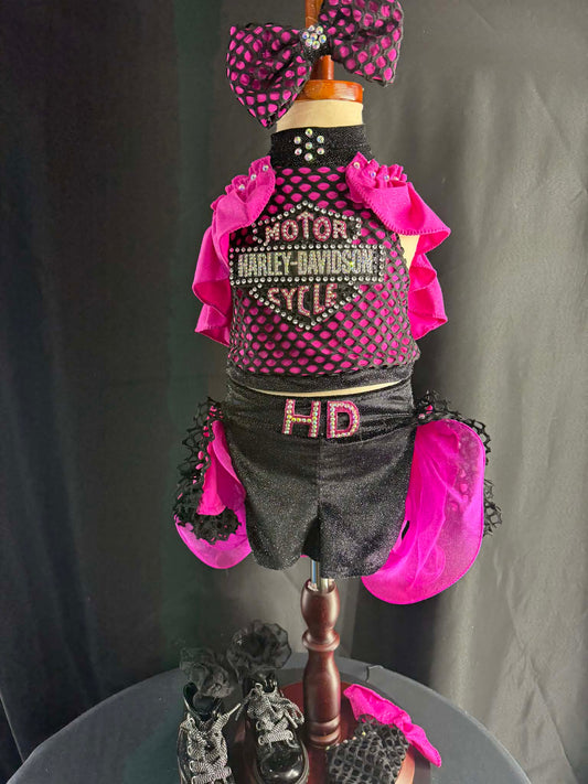 12/2 slim 3 Biker Babe OOC