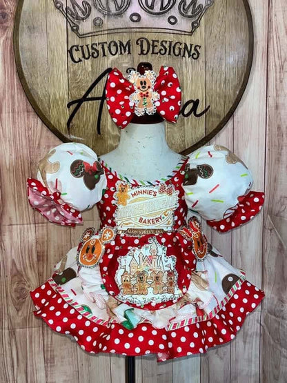 *6-12 slim 2 Minnie’s Gingerbread Bakery