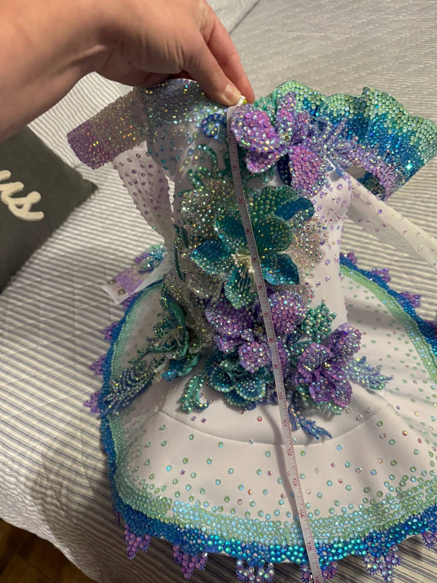 4/6 Statement Maker by Luna Amori