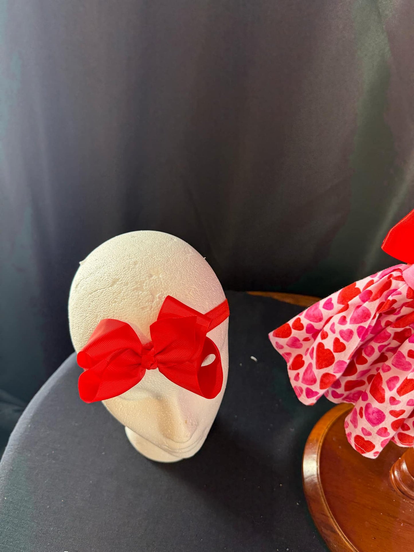 18/3 Valentines Set in Pink and Red