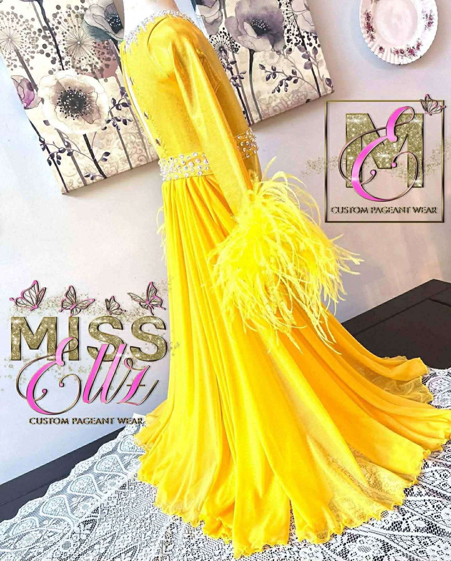 3/4 Small 5 Yellow Parakeet Fun Fashion