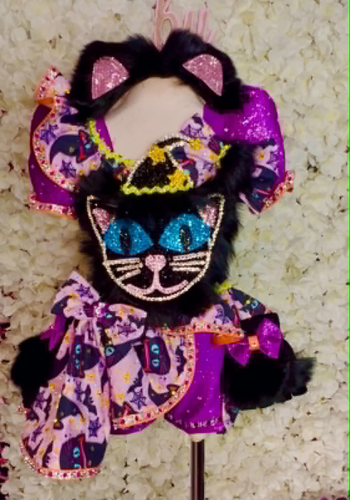 18/3-2/4 Purrrrfectly Bewitched By Shuggy