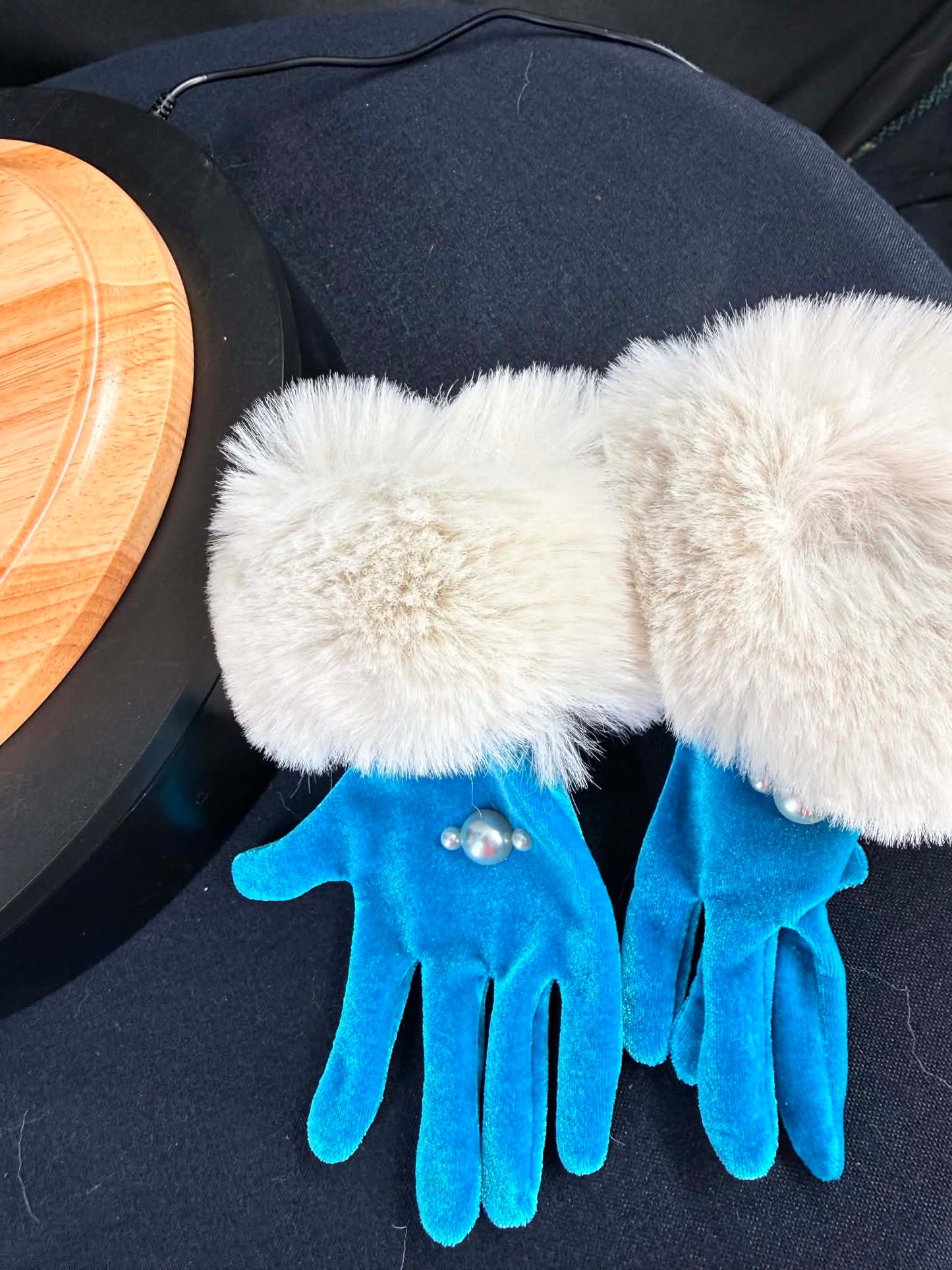 3/5 Turquoise Winter Wear By Luna Amori