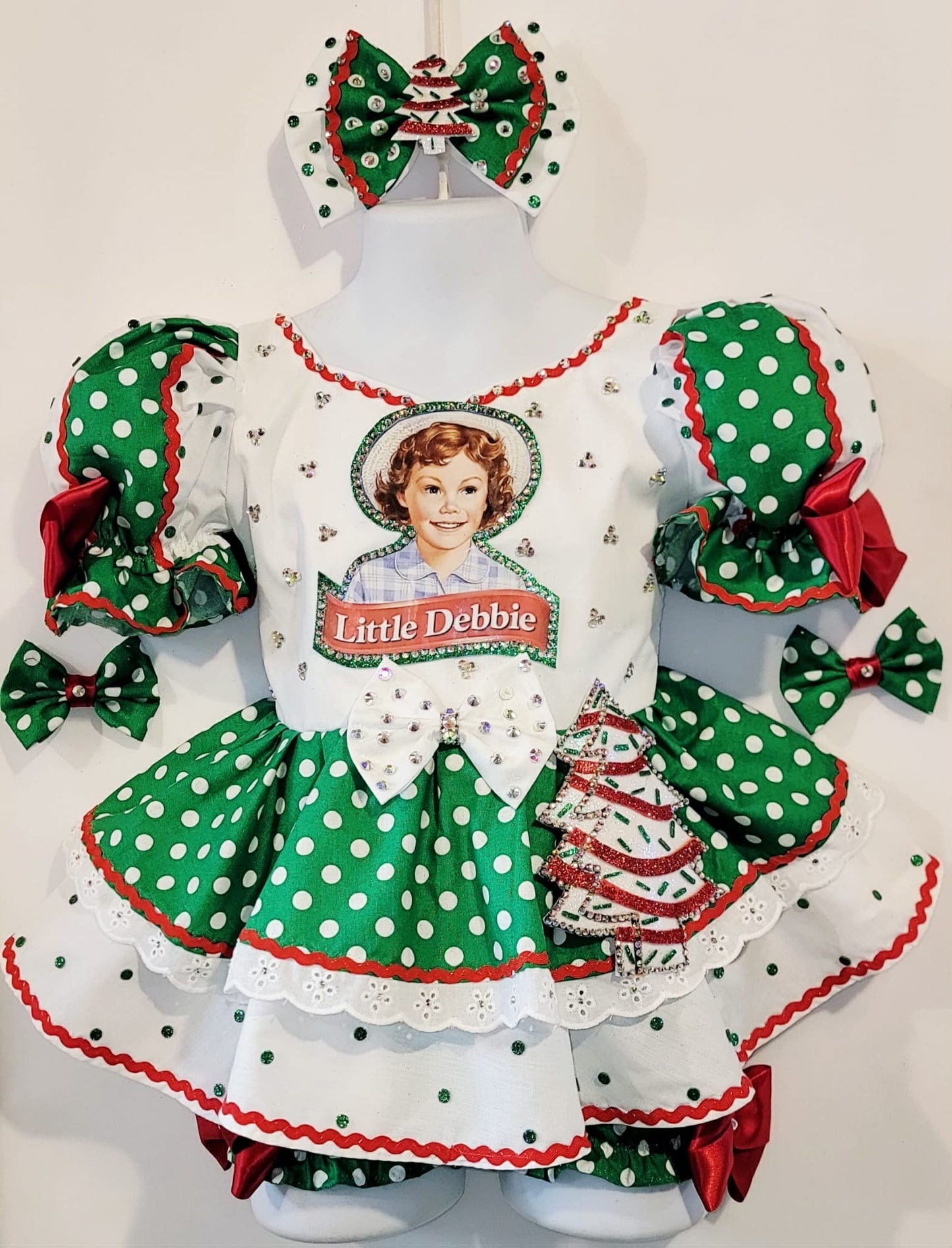 18/3 Little Debbie's Christmas Trees