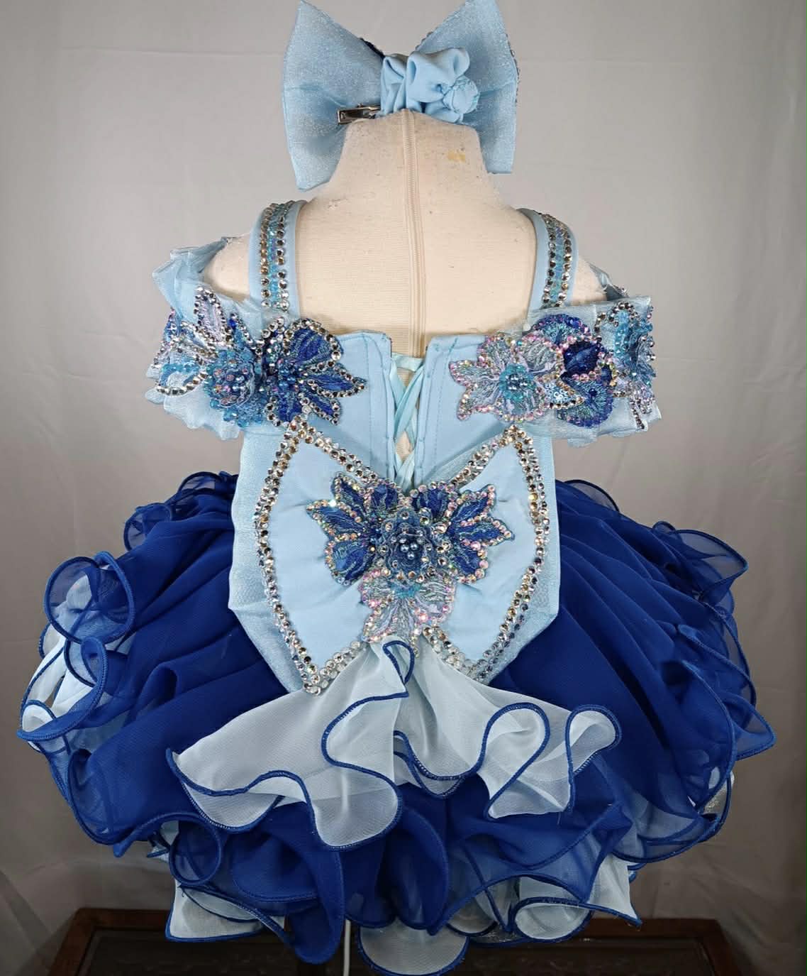 *6-12 mo Miss Blue Belle Gemics