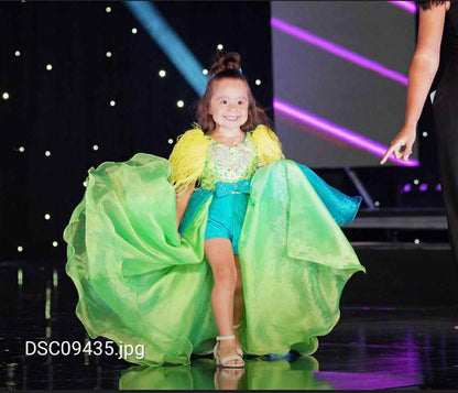2/4 Parisian FF in Neon Green and Blue