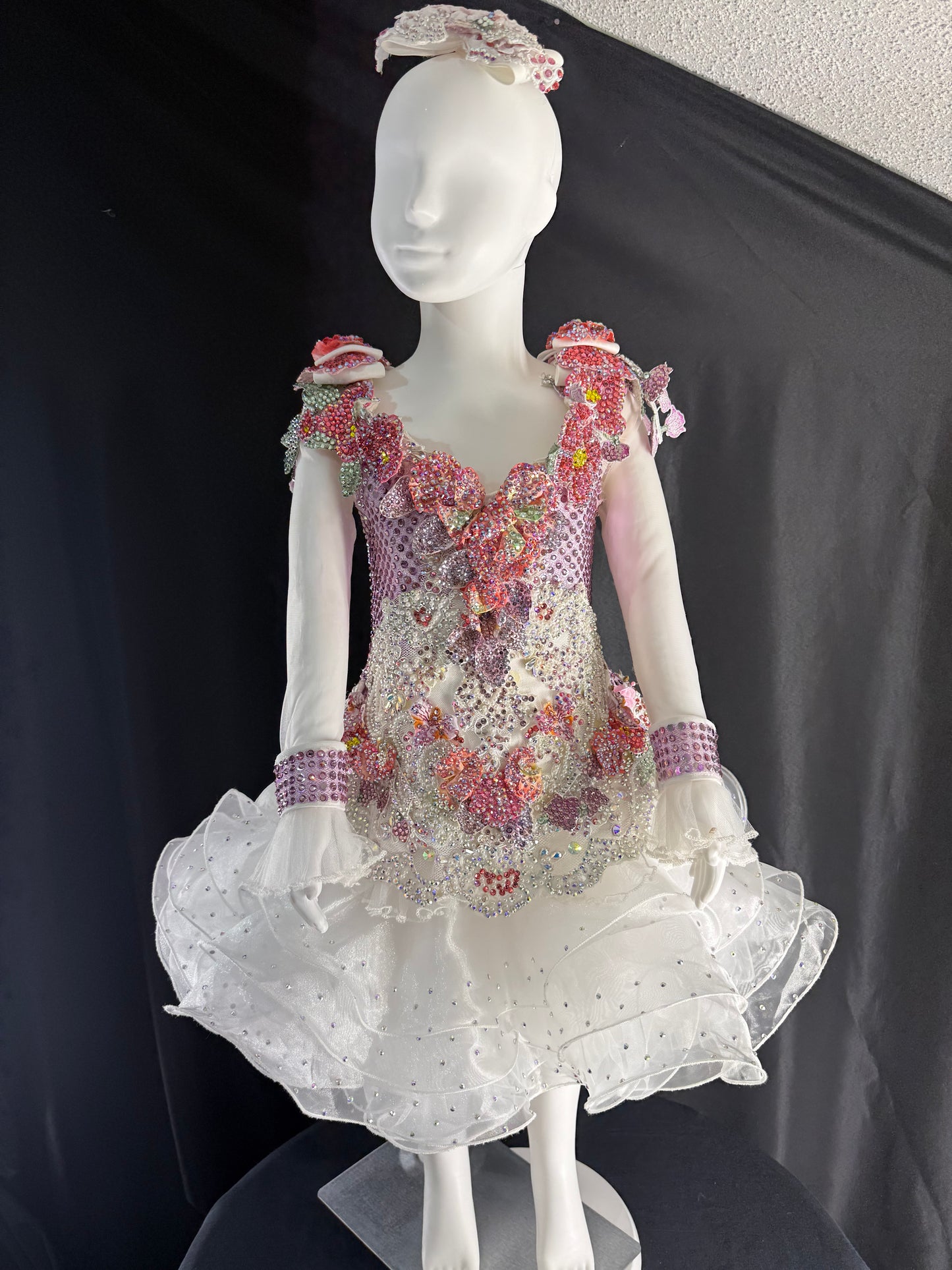 4/6-5/7 Glamour Girl Toni O Mega Glitz