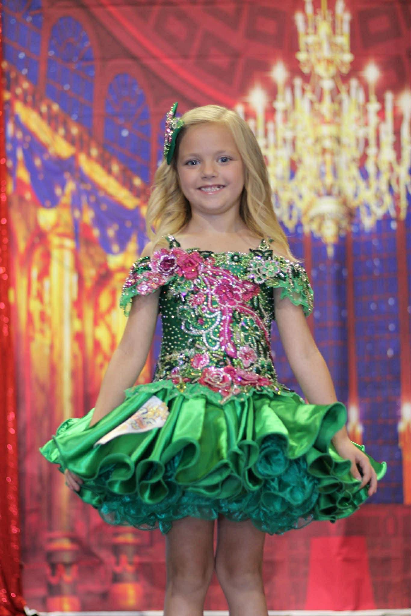 2/4-3/5 Miss Emerald Magnolia Gemics