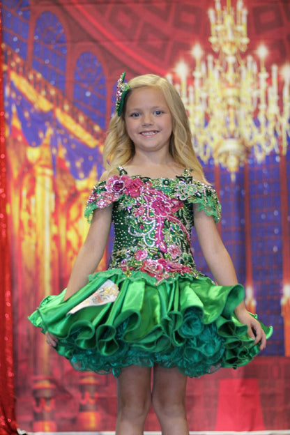 2/4-3/5 Miss Emerald Magnolia Gemics