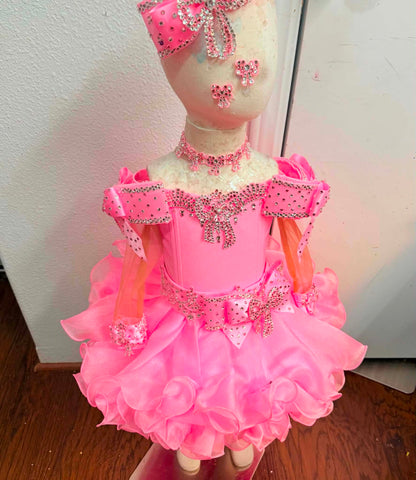 2/4 Pretty in Pink By Connie Hobson