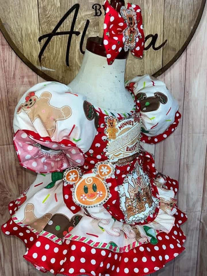 *6-12 slim 2 Minnie’s Gingerbread Bakery