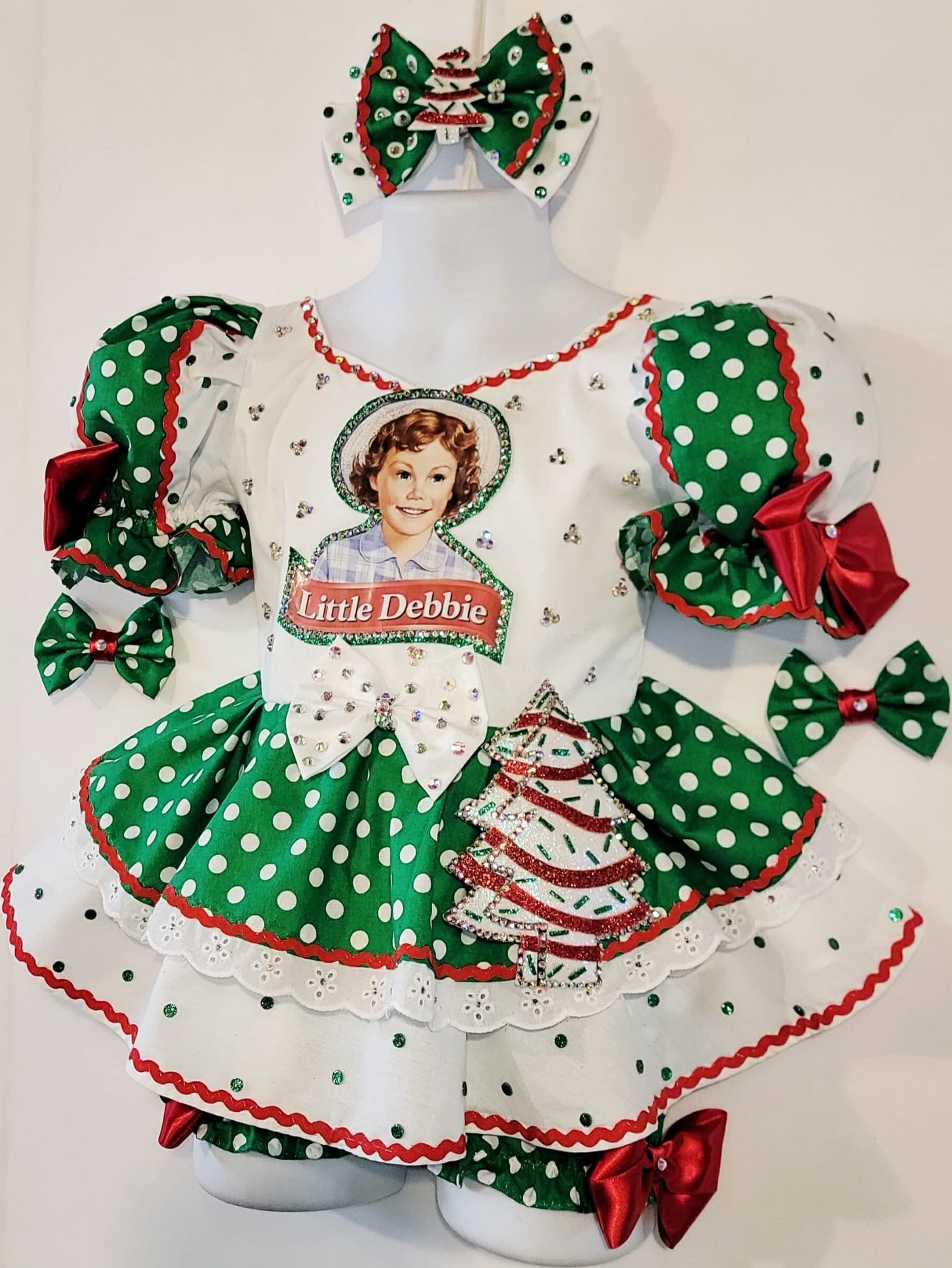 18/3 Little Debbie's Christmas Trees