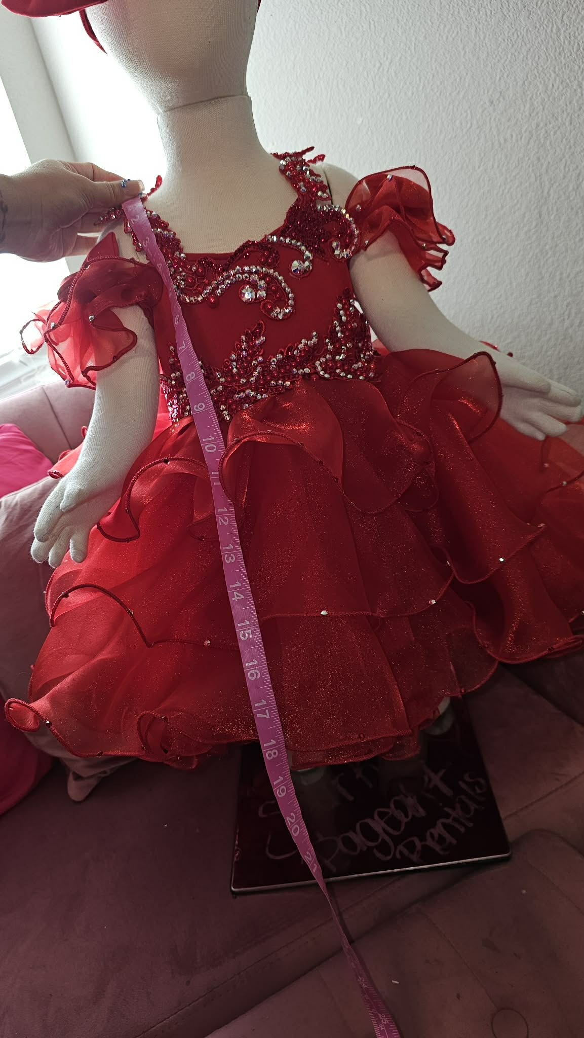 18/3 Red Hot Royalty by Sandra Parker