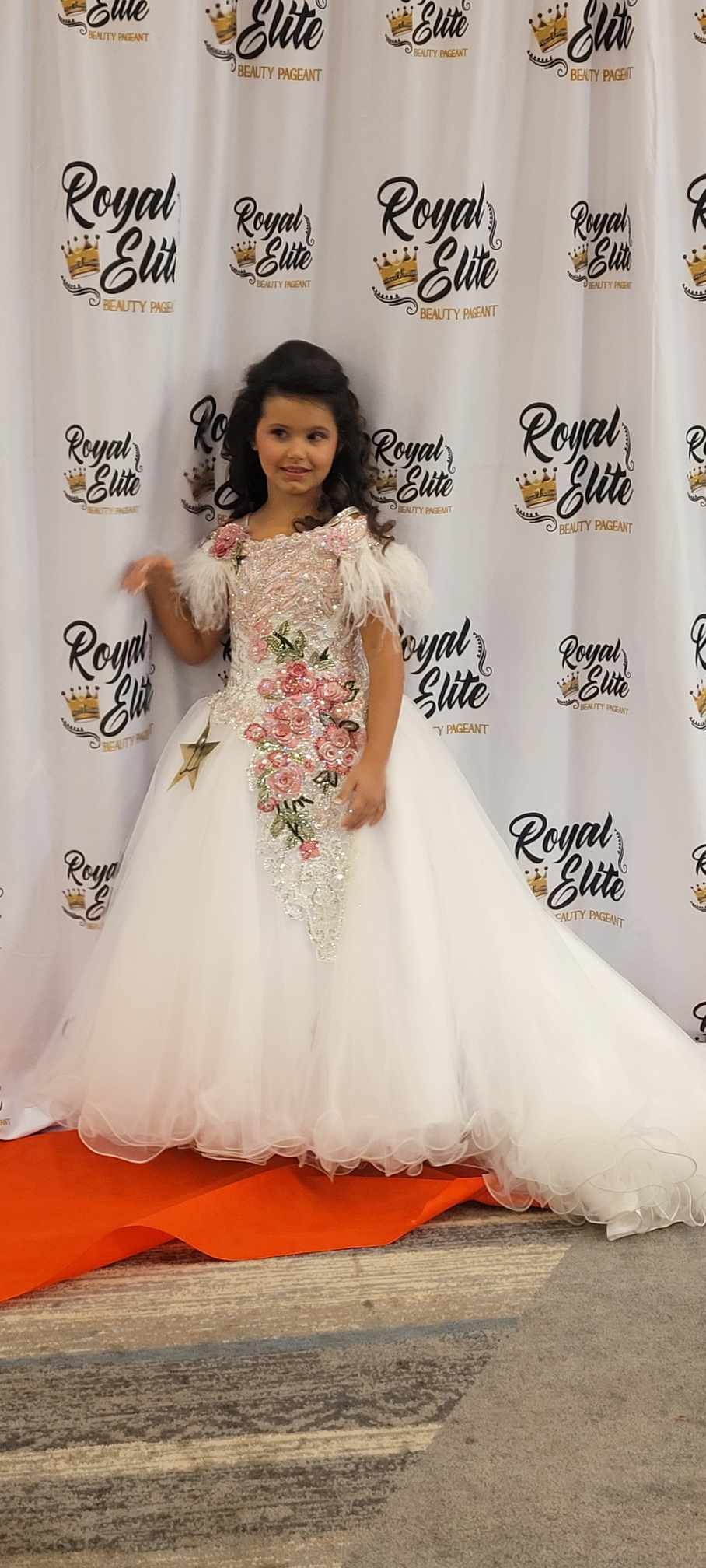 Ballgown - Size 6 - Pure White Perfection - Gemics Gown