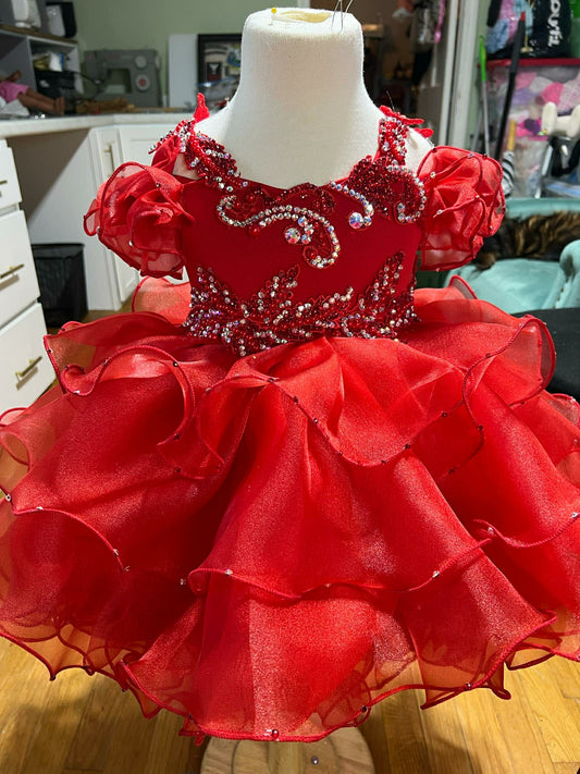 18/3 Red Hot Royalty by Sandra Parker