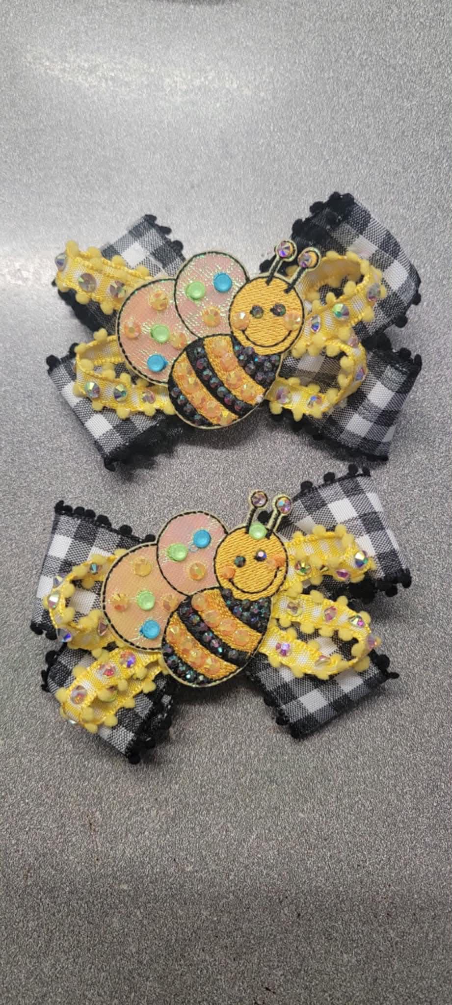 12/2-18/3 Sweet As Can Bee By Royalty Designs