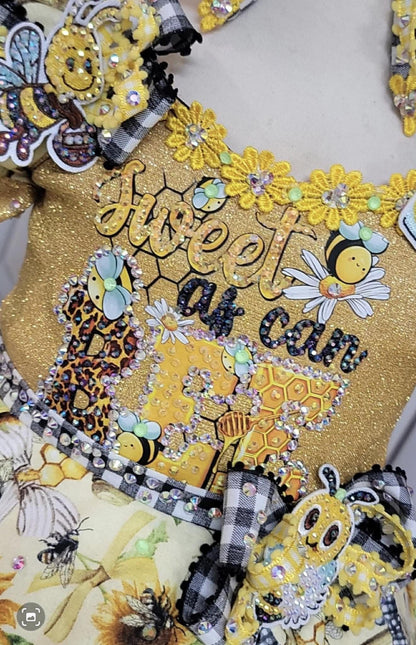 12/2-18/3 Sweet As Can Bee By Royalty Designs