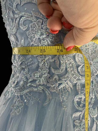 Ballgown - size 6 - Elsa Vibes